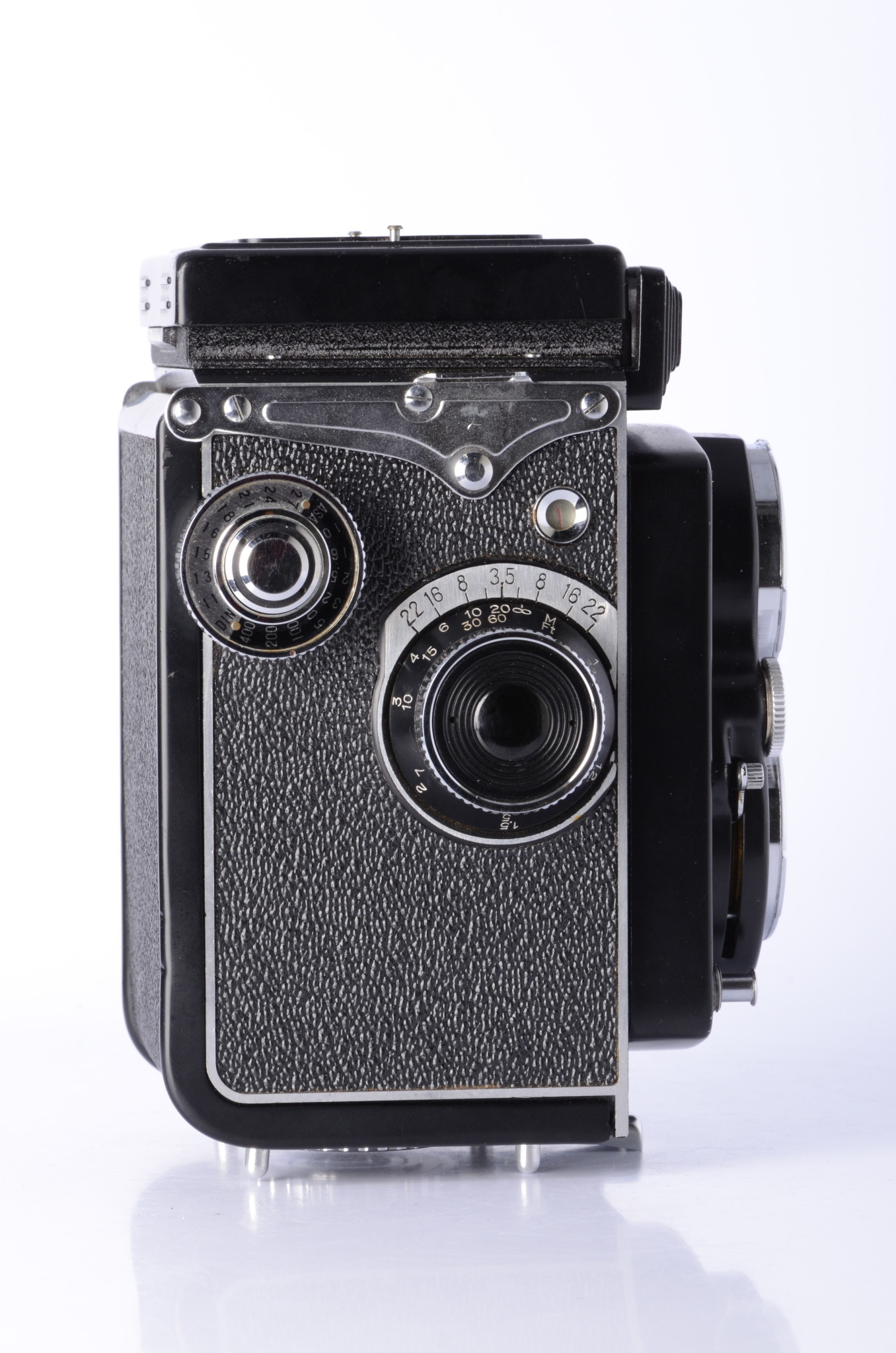 Yashica 635 SN SX1033394 LeZot Camera Sales and Camera Repair