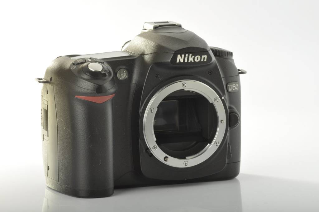 Nikon Nikon D50 6.1Mp Digital SLR Nikon F Mount LeZot Camera Sales