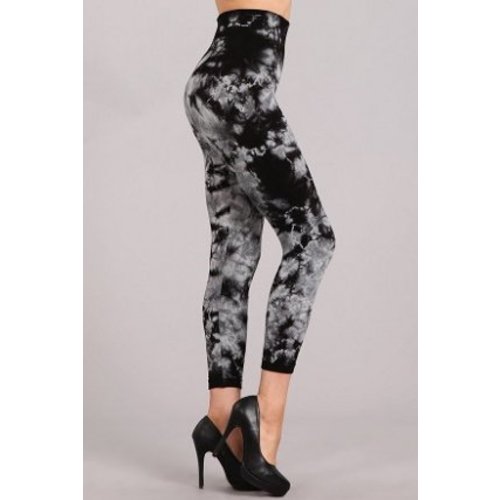M Rena Tie Dye Leggings CROPPED - Black M Rena Tie Dye Leggings CROPPED - Black