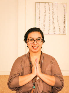 Krystel Lea brings Prenatal Education and Thai Massage to Evymama!