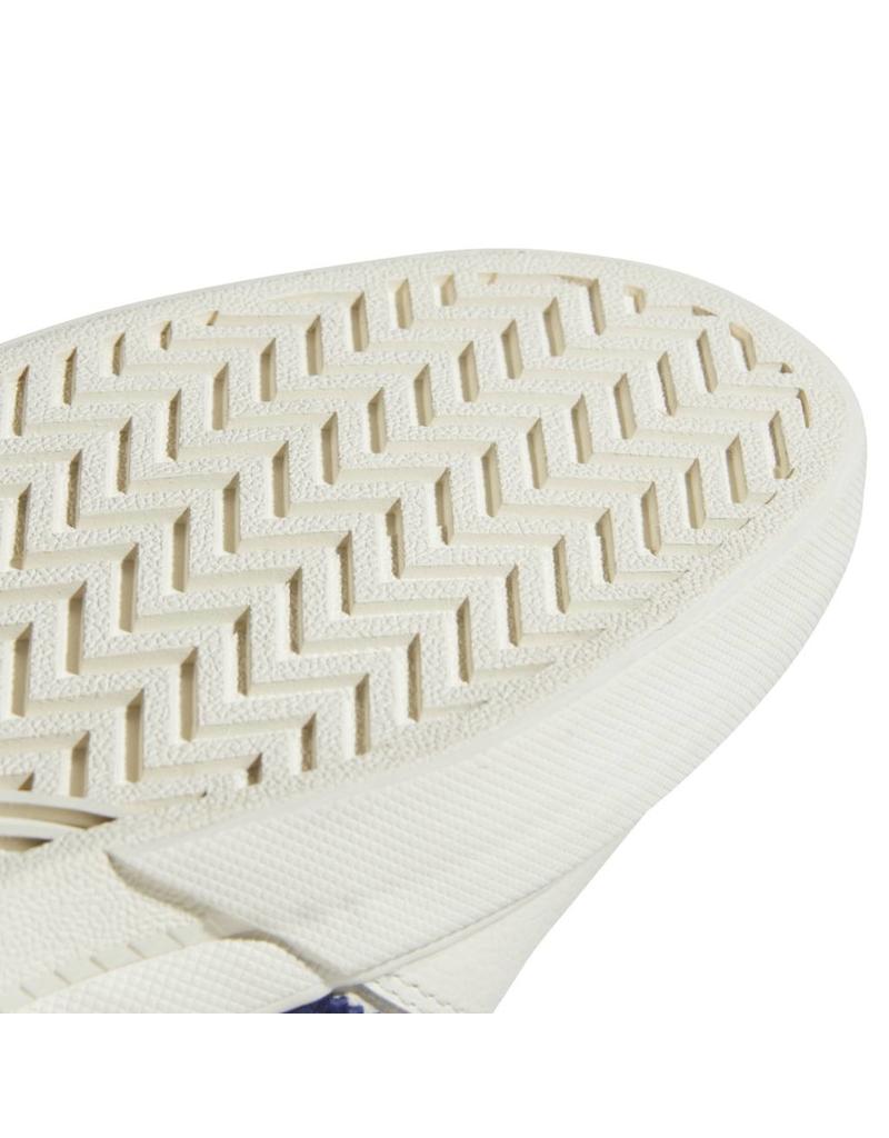 yeezy inertia v2 on feet