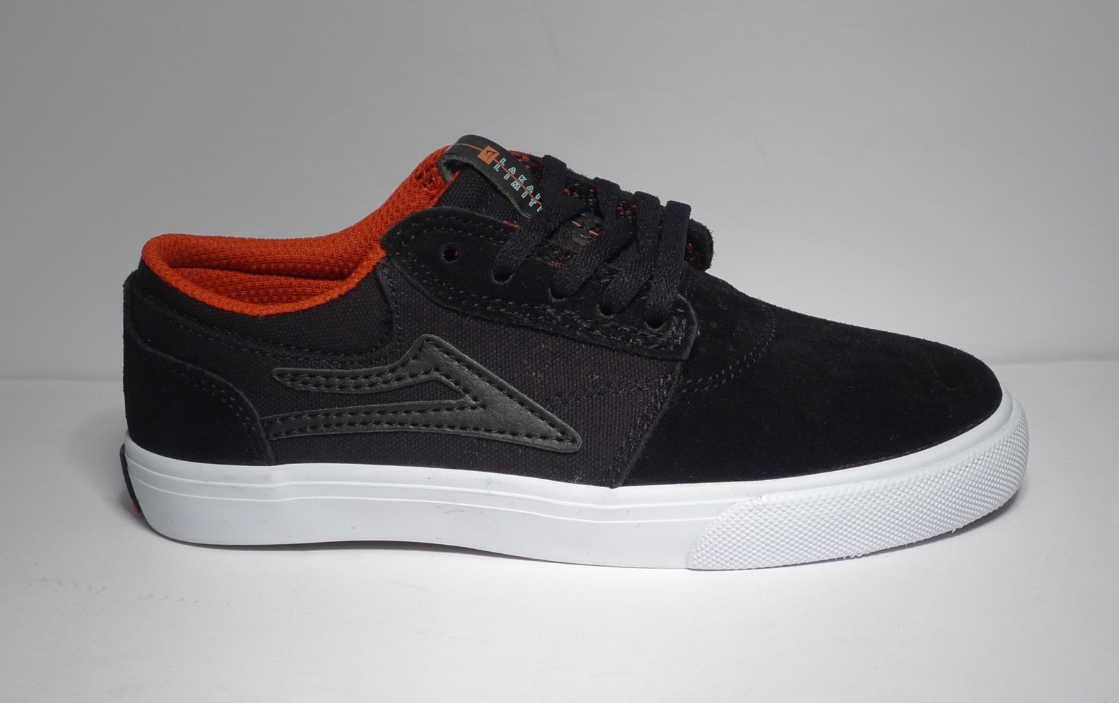 adidas predator tango 18.4 childrens astro turf trainers