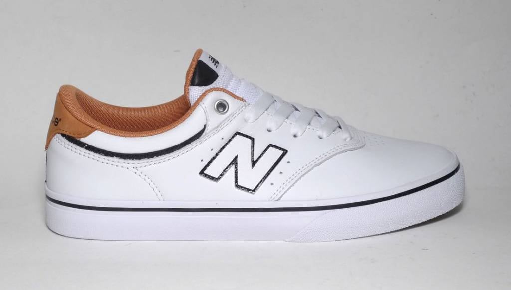 new balance skate