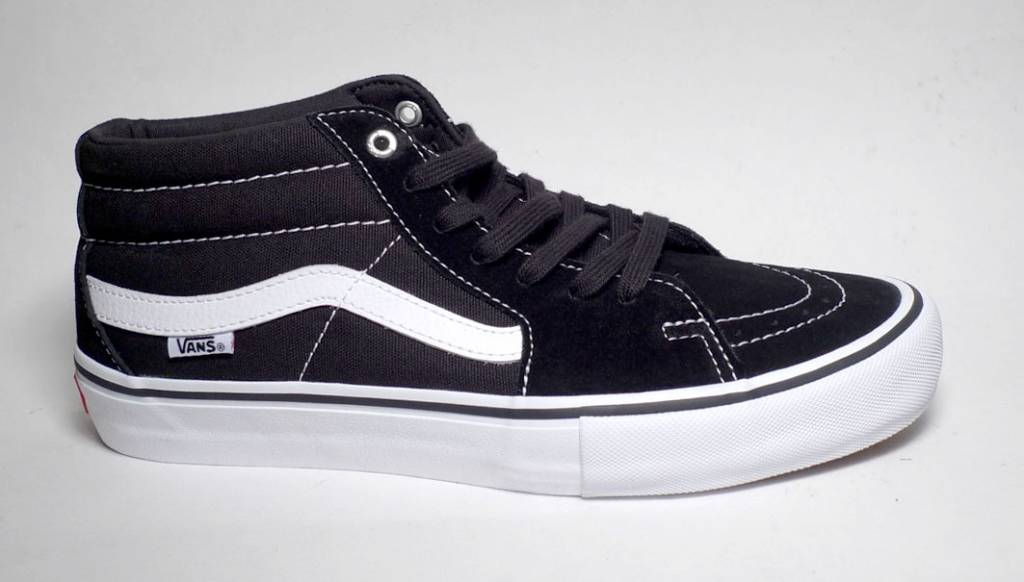 Vans Sk8-Mid Pro - Black/White Vans Sk8-Mid Pro - Black/White