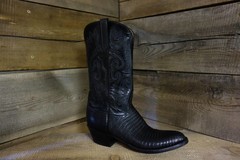 Lucchese