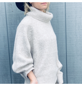 Heather Turtle Neck Sweater