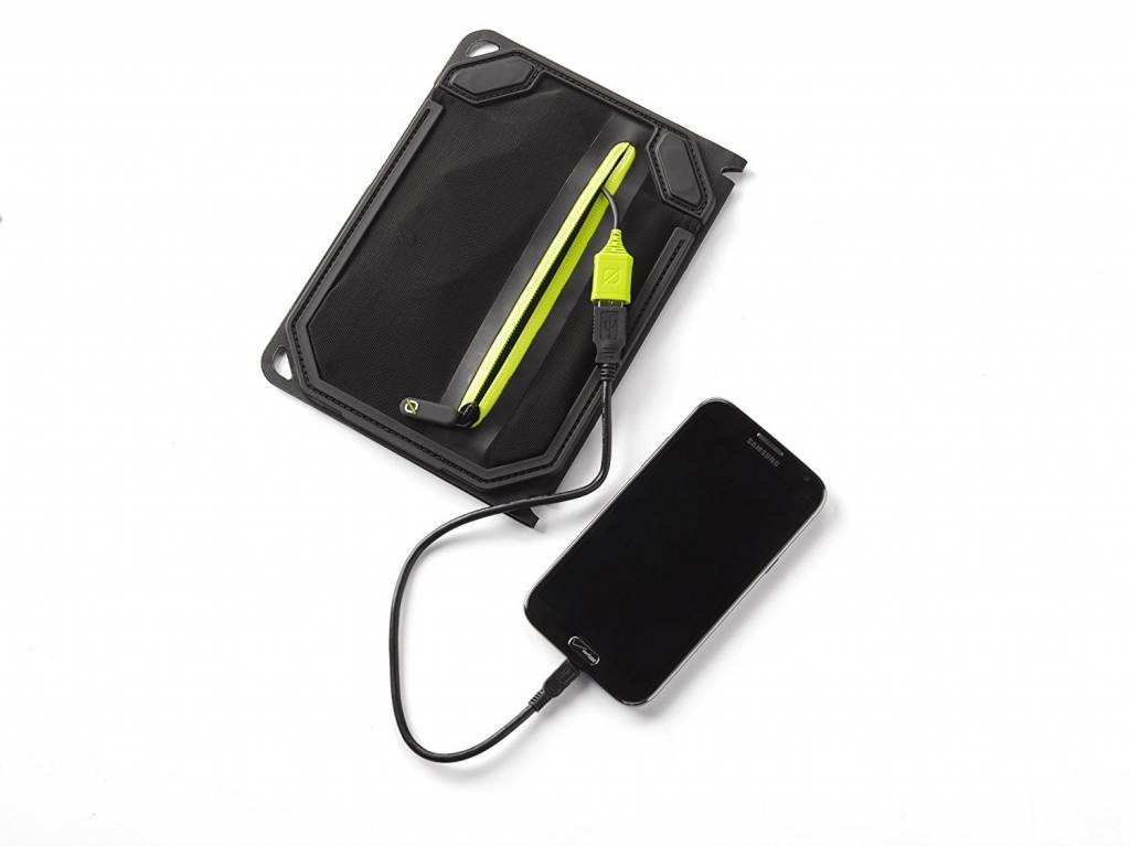 Goal Zero Nomad 7 Plus V2 Solar Charger Digitiqe