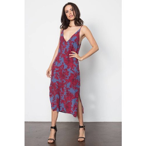 STILLWATER STILLWATER THE DEEPER V NECK SLIP DRESS STILLWATER STILLWATER THE DEEPER V NECK SLIP DRESS