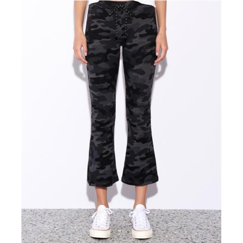 SUNDRY SUNDRY CAMO FLARE SWEATPANTS SUNDRY SUNDRY CAMO FLARE SWEATPANTS