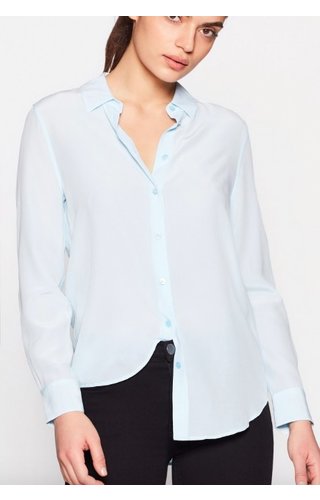 EQUIPMENT EQUIPMENT ESSENTIAL SILK SHIRT EQUIPMENT EQUIPMENT ESSENTIAL SILK SHIRT