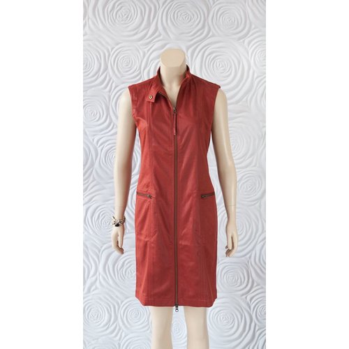 209 West 209 West Sleeveless Dress with Zipper Pockets 209 West 209 West Sleeveless Dress with Zipper Pockets