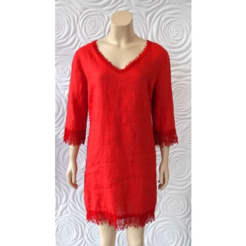 Haris Cotton Haris Cotton V-neck Dress with 3/4 Sleeve with Embroidered Detail Haris Cotton Haris Cotton V-neck Dress with 3/4 Sleeve with Embroidered Detail