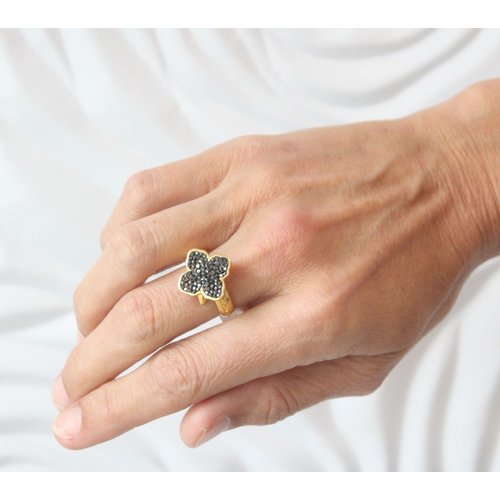 La Costa La Costa Gold Logo Crystal Ring Hematite La Costa La Costa Gold Logo Crystal Ring Hematite