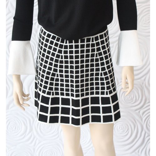 D Exterior D Exterior Black & White Printed Skirt D Exterior D Exterior Black & White Printed Skirt