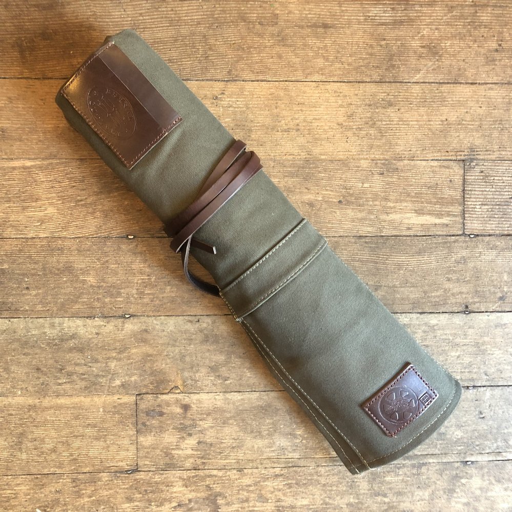 UbiIND Canvas Knife Roll Pine Green Bernal Cutlery