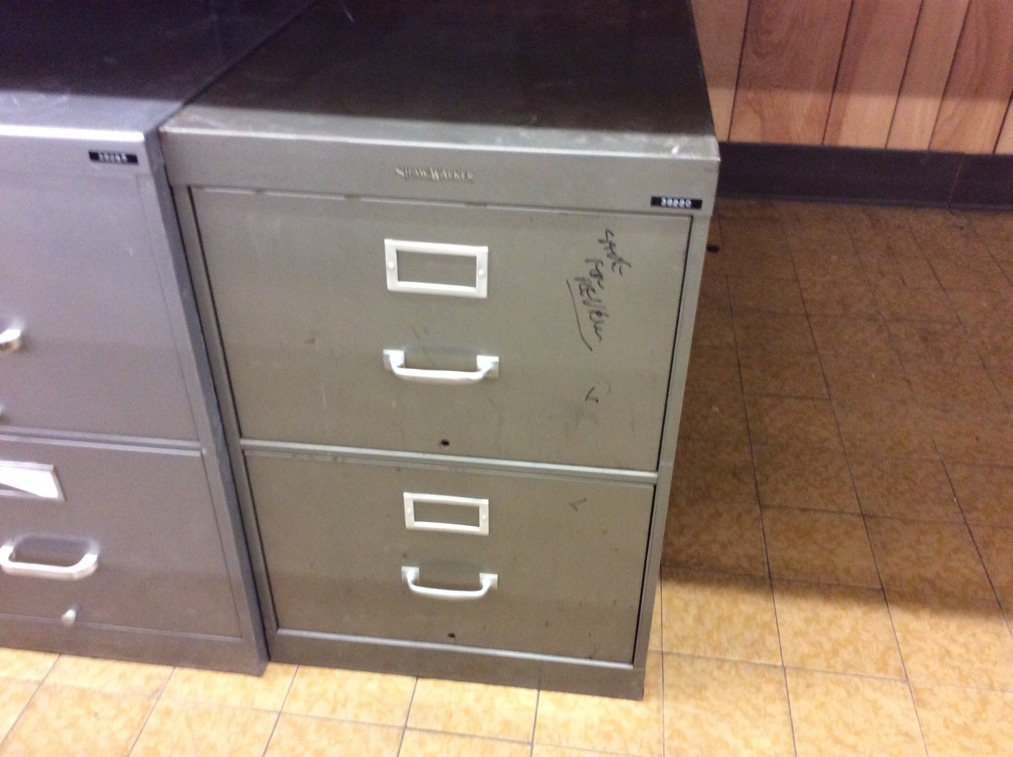 Green Metal Legal 2 Drawer File Cabinet 5 1 19