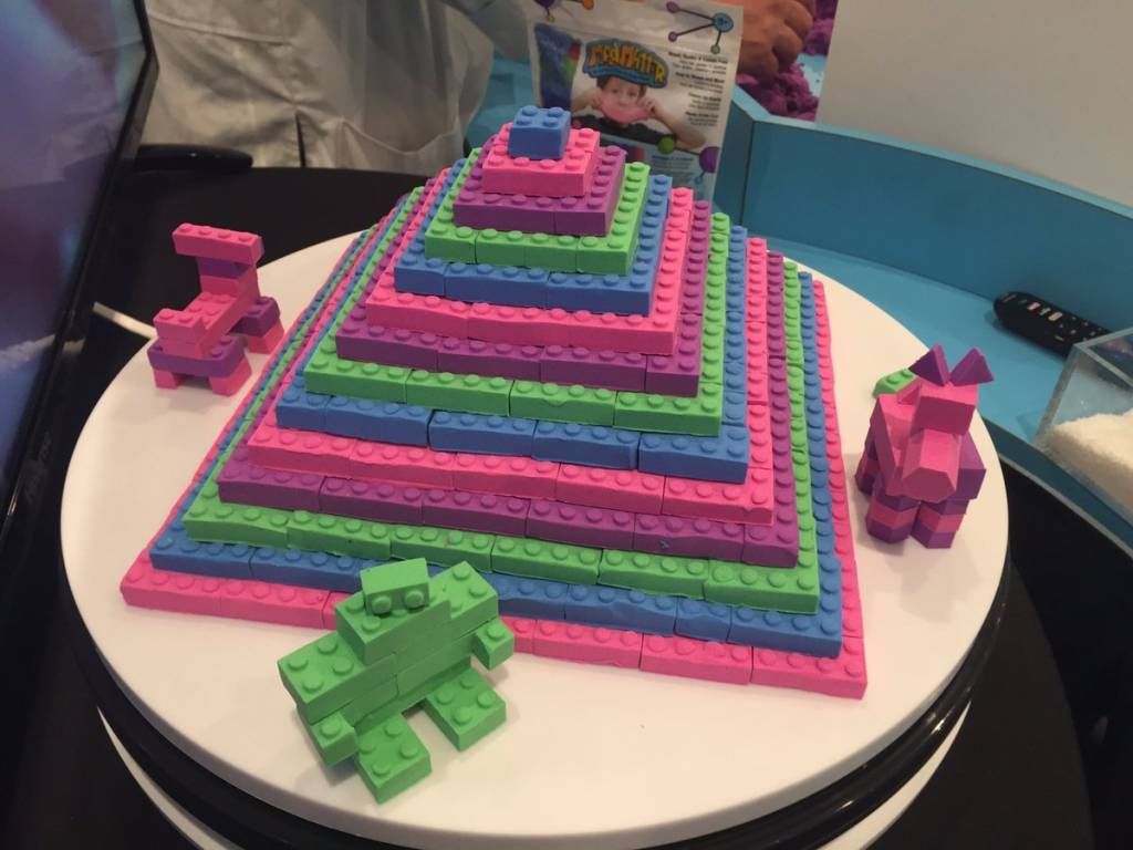 Mad Mattr Ultimate Brick Maker Set Little Options