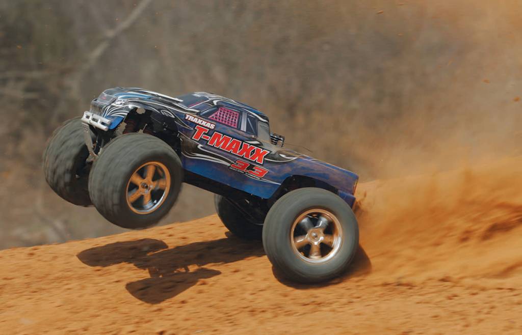 traxxas t maxx 3.3 top speed