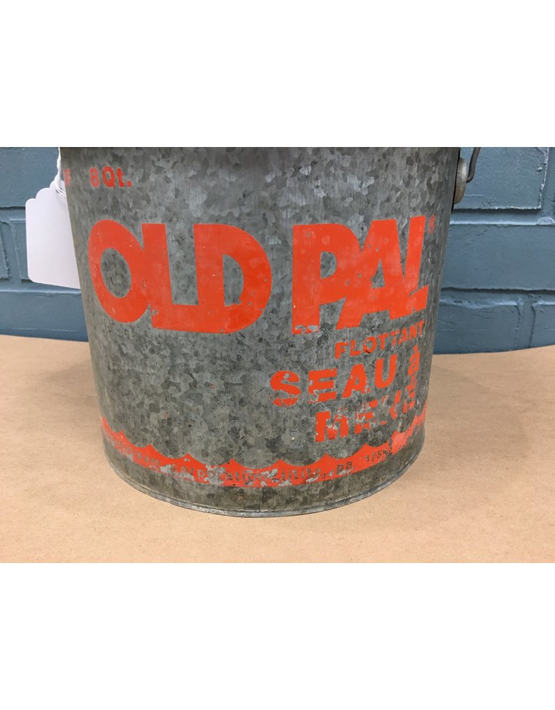 Vintage Old Pal Floating Minnow Bucket Heirloom Home