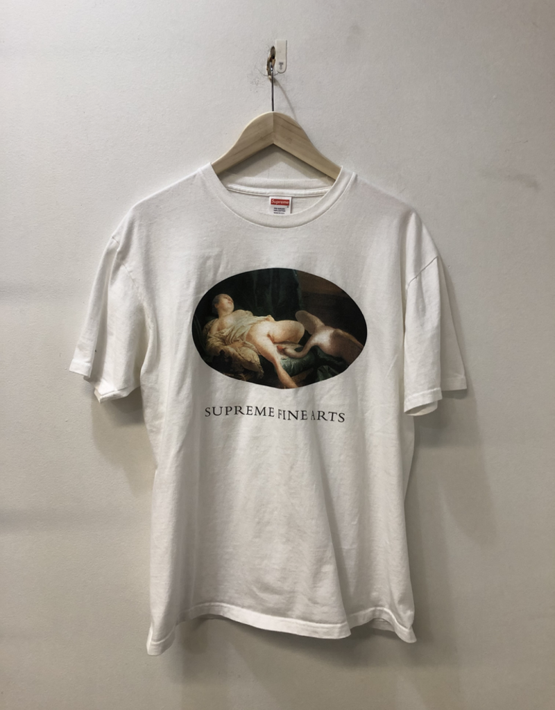 supreme tee