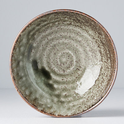EARTHY GREEN