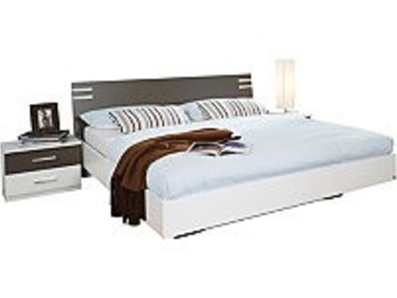 Bed with Nightstands