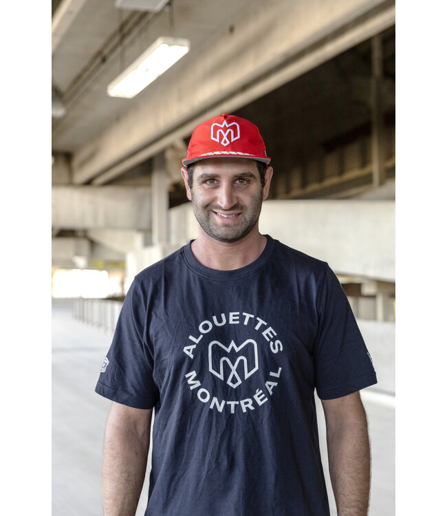 SNAPBACK ROUGE AVEC CORDE