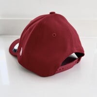 940 RED SNAPBACK