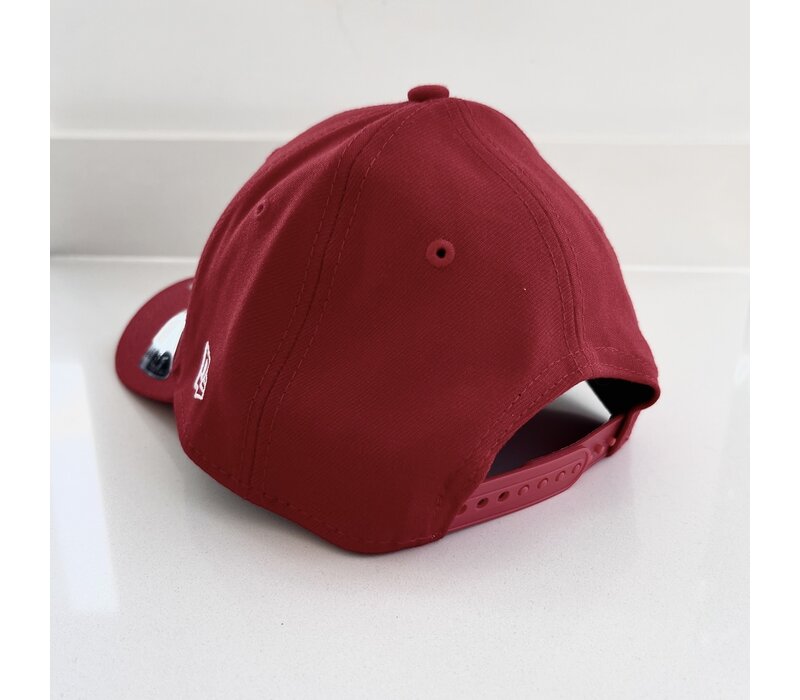 940 RED SNAPBACK