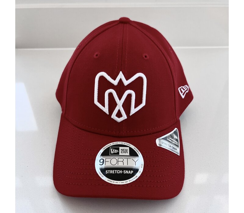 940 RED SNAPBACK