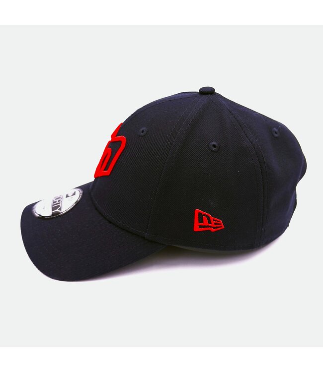 940 NAVY RED LOGO