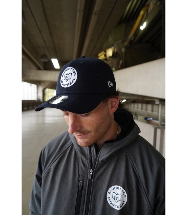 940 NAVY VELCRO - WHITE AND BLUE CREST