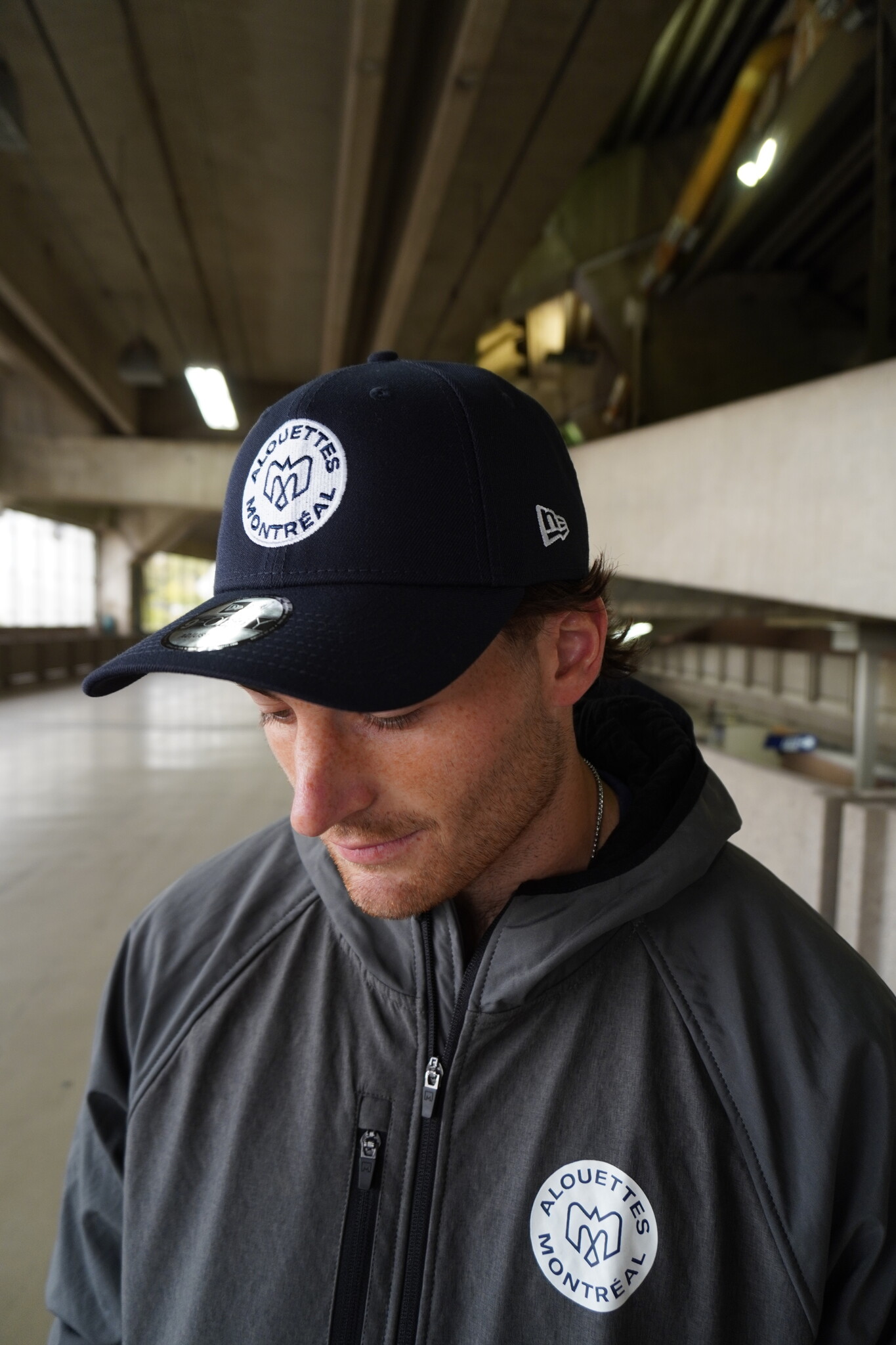 CASQUETTE FLEXFIT À ÉCUSSONS VELCRO NAVY