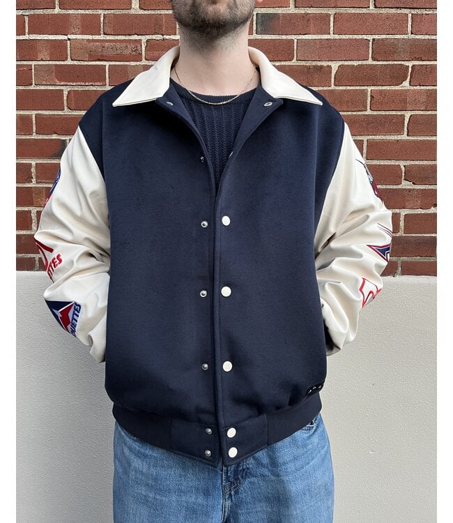 VESTE VARSITY EMBLÉMATIQUE - 80E ANNIVERSAIRE