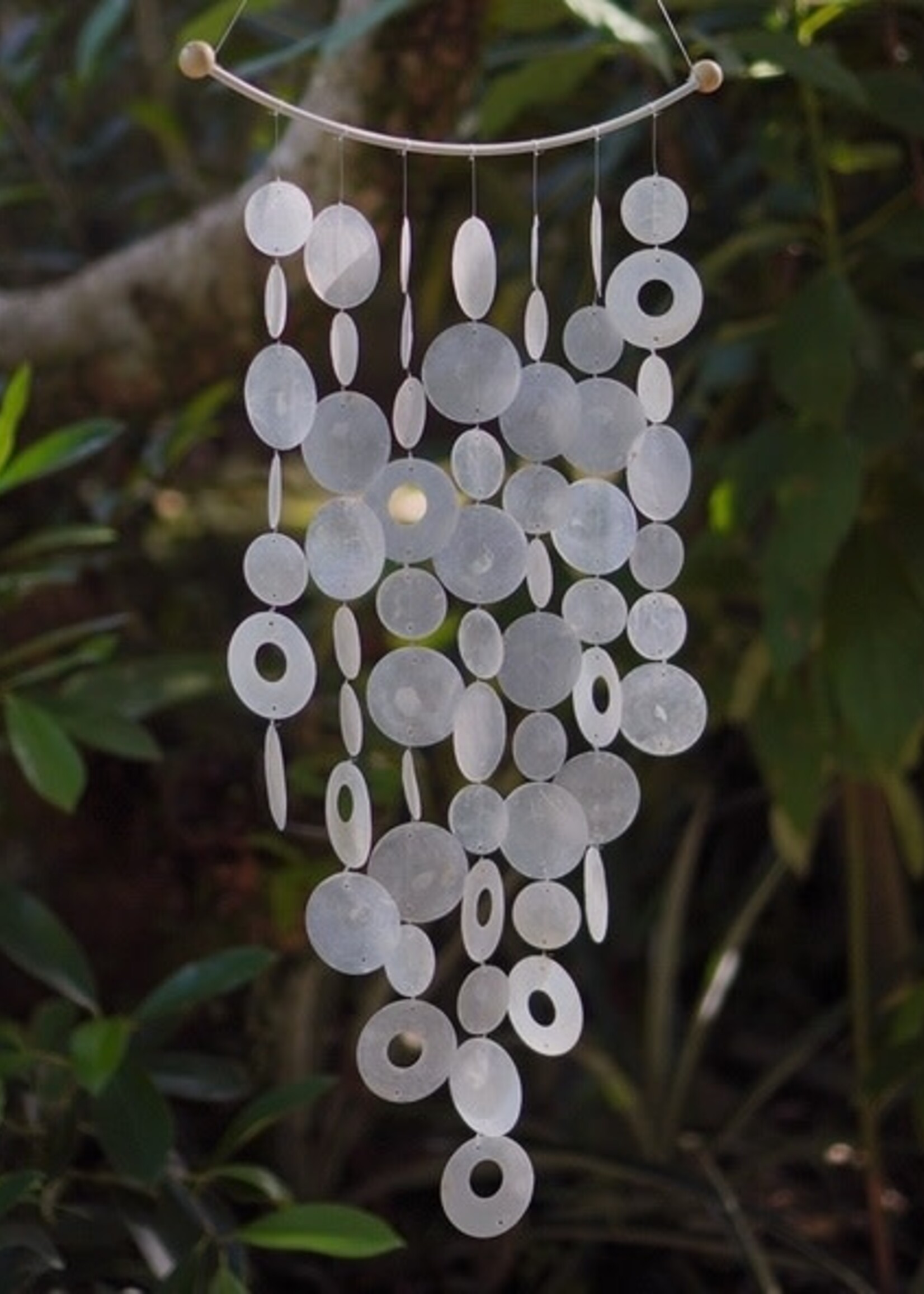 Capiz Shell Arch Chime - White