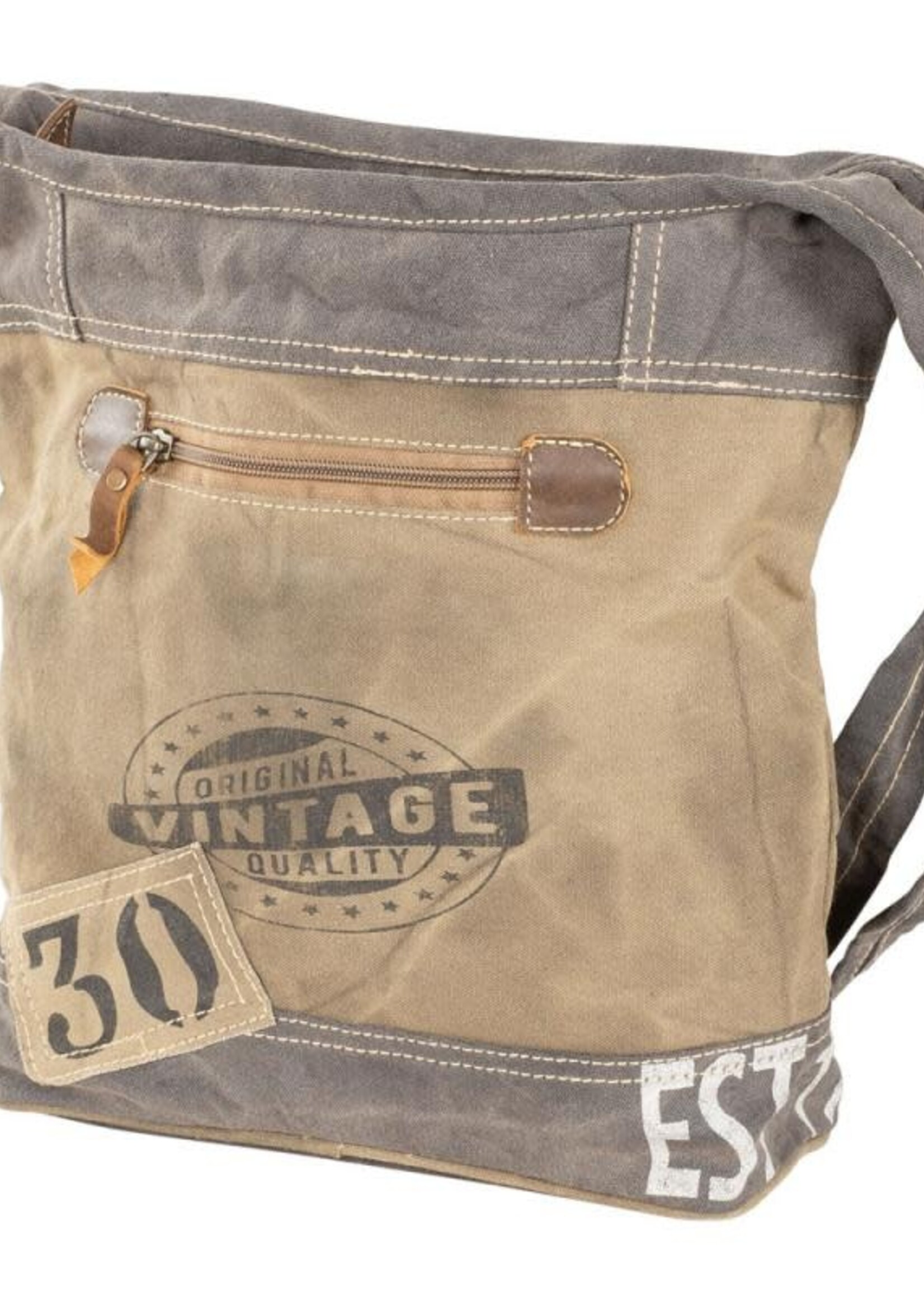 Mtn adventure hobo bag
