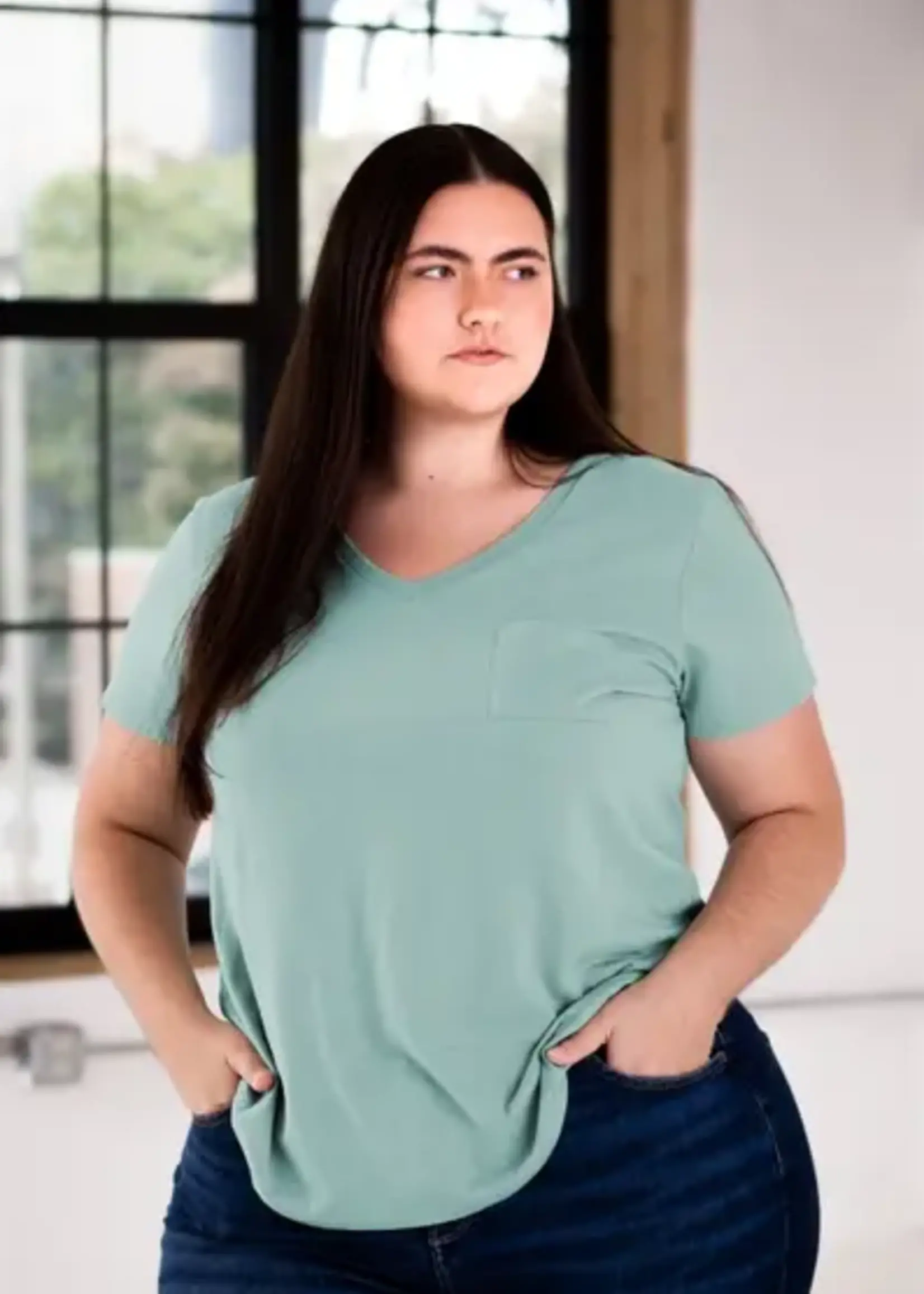 GOEX Drop Hem V-Neck Pocket Tee - Sage - M