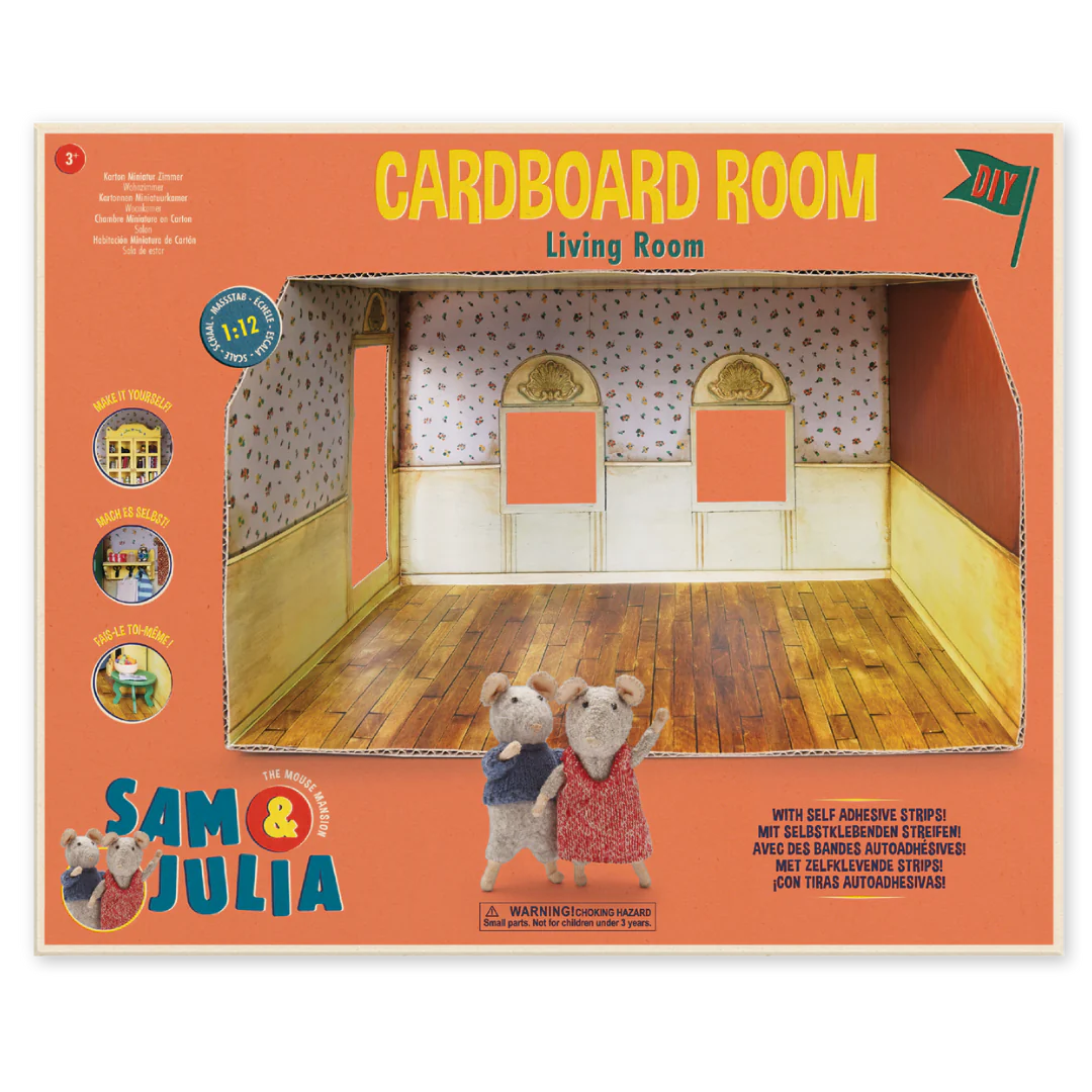 Sam & Julia-Cardboard  Livingroom