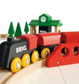 Classic Figure 8 Train Set by BRIO