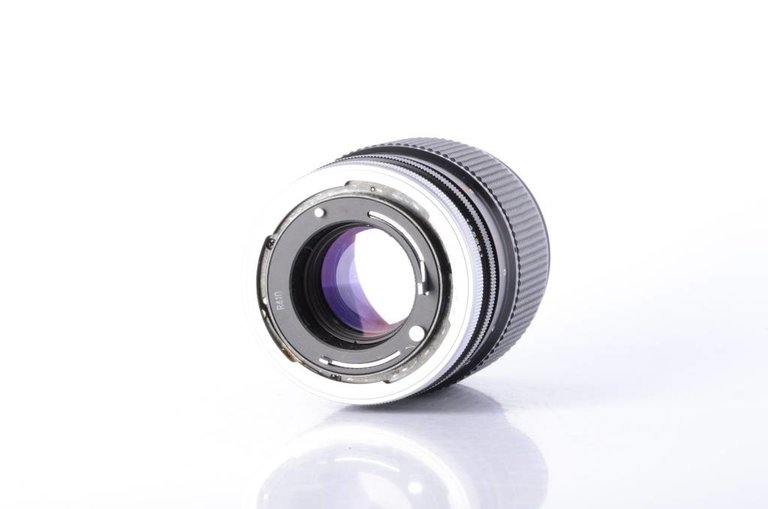 Canon Canon 135mm f/2.5 S.C. Lens