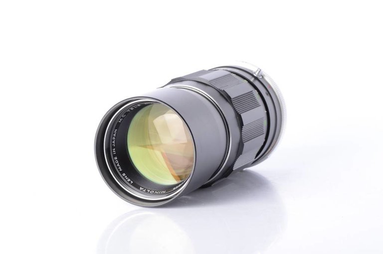 Minolta Minolta 200mm f/4.5 Telephoto Lens  *