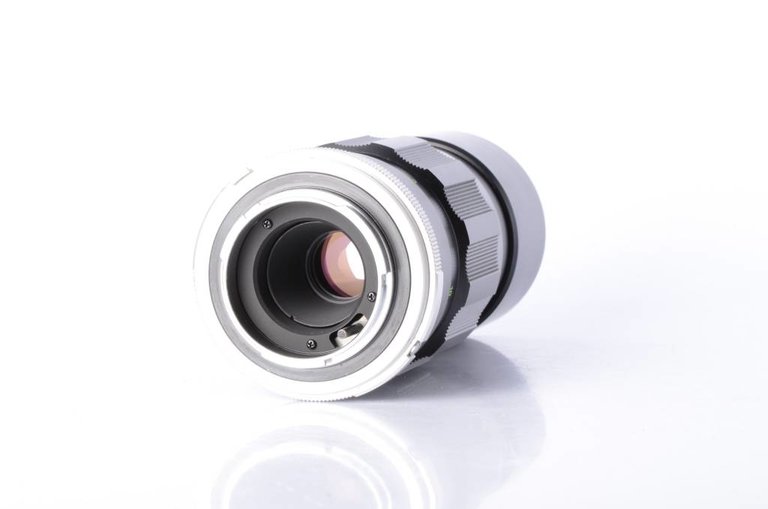 Minolta Minolta 200mm f/4.5 Telephoto Lens  *