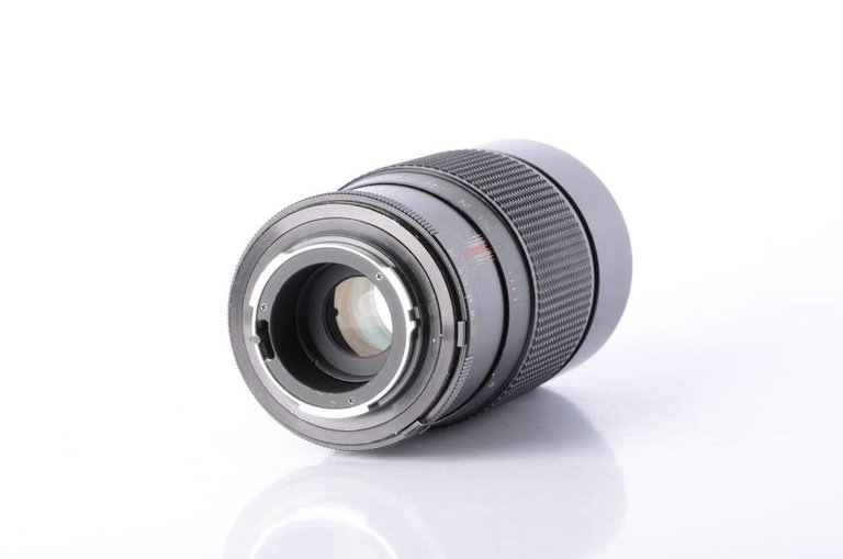 Vivitar Vivitar 200mm f/3.5 Auto Telephoto Lens for P/K Mount