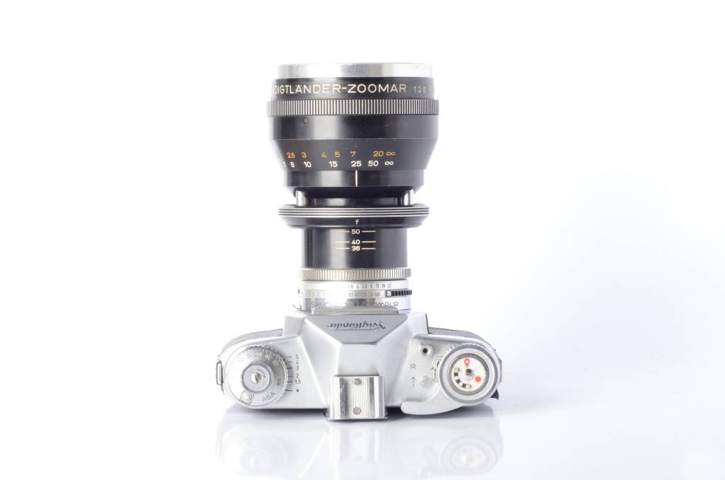 Voigtlander Voigtlander Bessamatic 35mm Film Camera w/36-82mm SN: 4180 *