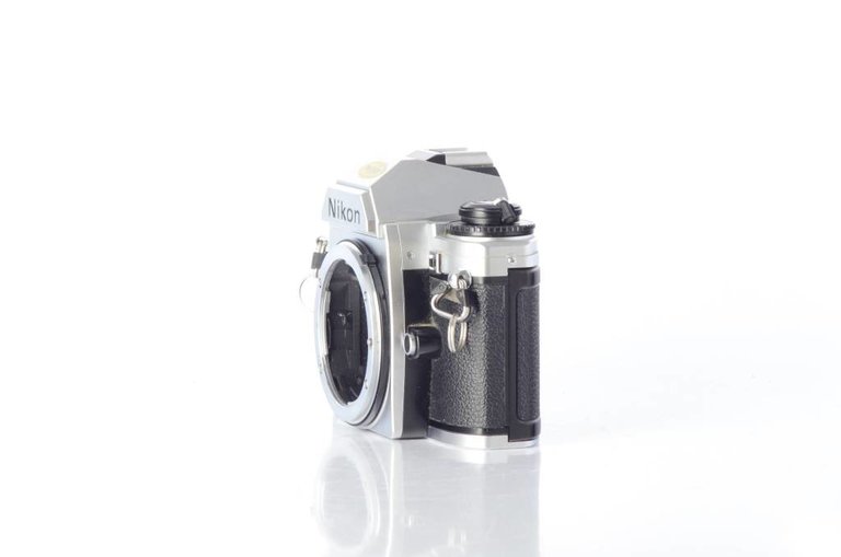 Nikon Nikon FG-20 35mm Film Camera Body*