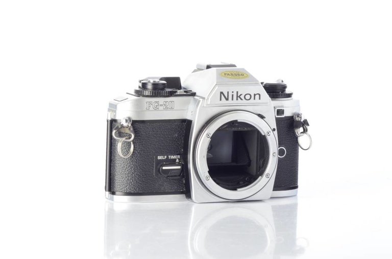 Nikon Nikon FG-20 35mm Film Camera Body*