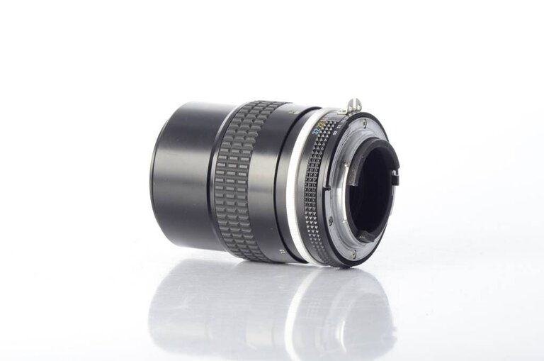 Nikon Nikon Nikkor 135mm f/3.5