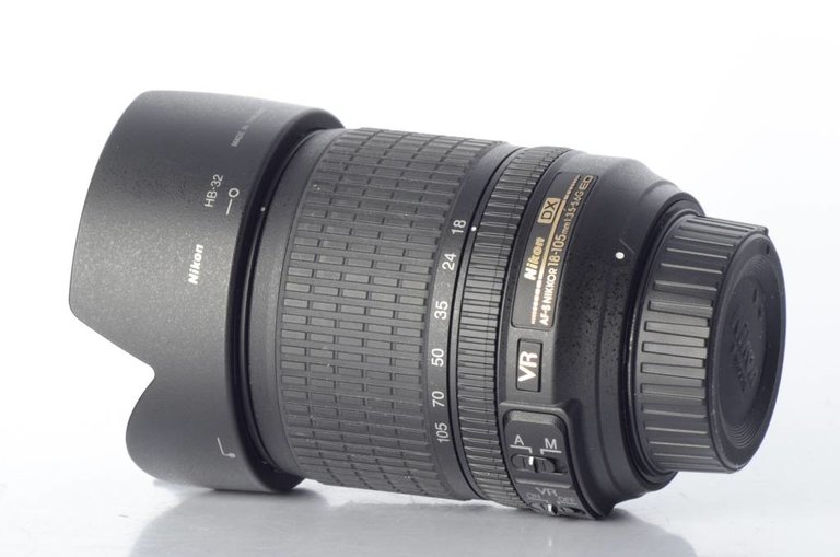 Nikon Nikon 18-105mm f/3.5-5.6 VR Lens *