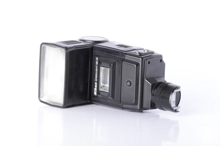 Nikon SB16 Flash for F3 Lens LeZot Camera Sales and Camera Repair Camera Buyers Digital