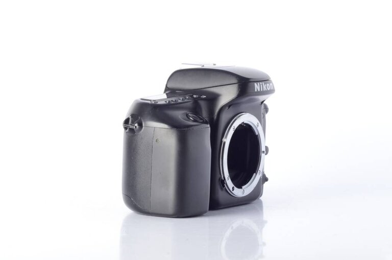 Nikon Nikon N50 / F50 35mm SLR Camera *